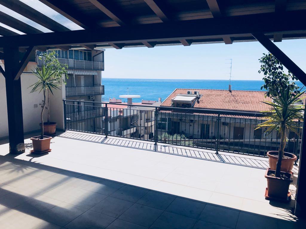 Appartamento Gambero Beach Santa Teresa Di Riva Eksteriør bilde