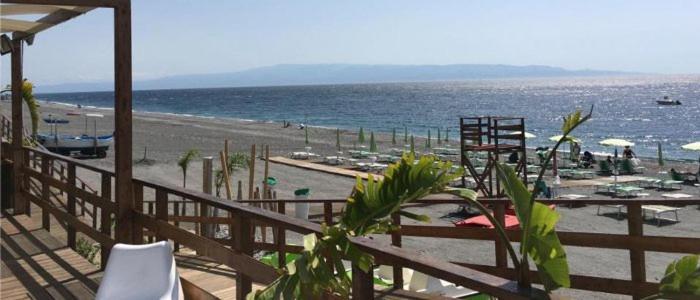 Appartamento Gambero Beach Santa Teresa Di Riva Eksteriør bilde
